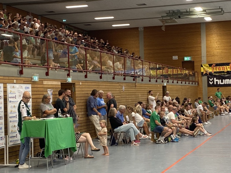 800 Kulisse Stutt
